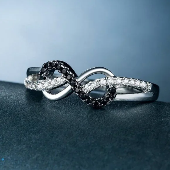 🍁 925 Silver Plated Exquisite Eternity Black White CZ Ring, GPMB1463-7 - Picture 4 of 7